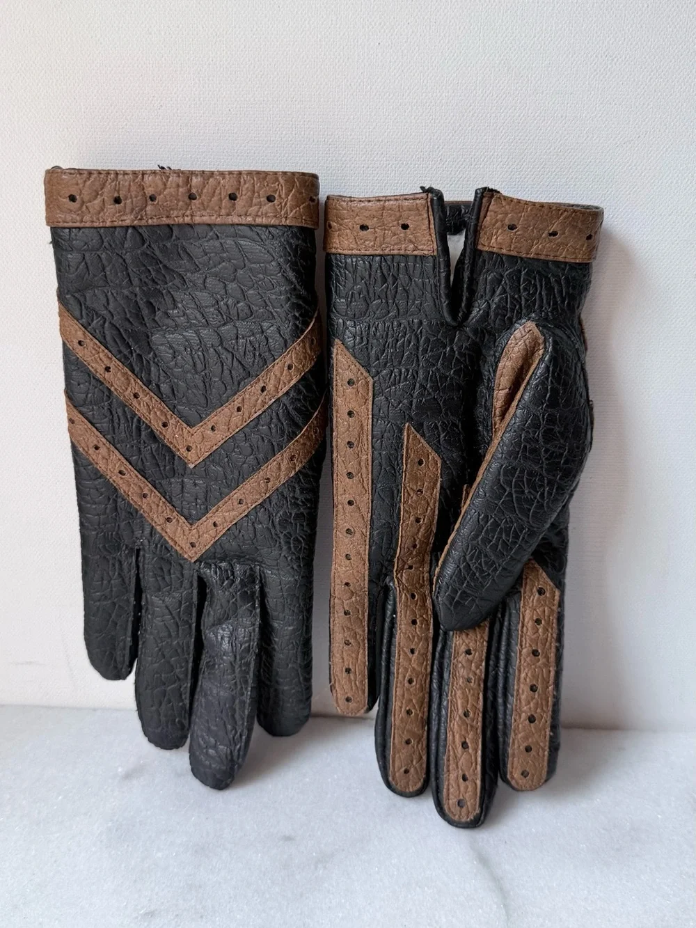 Two-Tone Black and Brown Leather Driving Gloves vintage